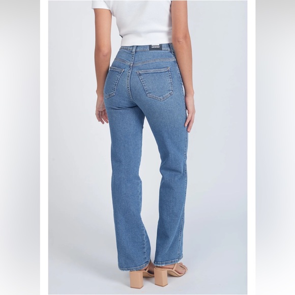 Dr. Denim Moxy Straight Jeans - Picture 5 of 9